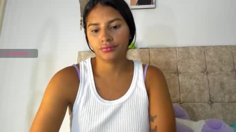 Snapshot of karlys01 chatting on September 19, 1:37 am Karlys online show from September 19, 1:37 am