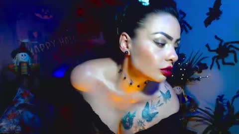 Snapshot of karol_kennedy chatting on October 18, 7:44 am Karol Kenedy online show from October 18, 7:44 am
