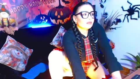 Karol Kenedy online show from October 29, 8:18 am