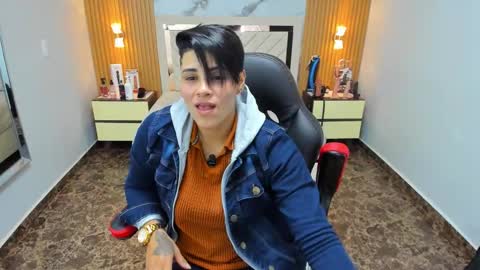 Karoll online show from January 7, 7:39 pm