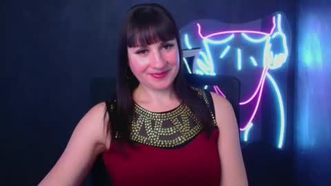 Snapshot of karolina_mia chatting on December 10, 5:22 pm Caroline online show from December 10, 5:22 pm