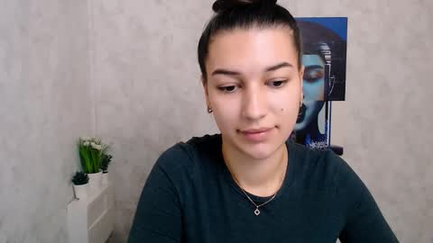 Karolina online show from November 19, 7:19 am