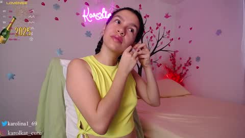 Snapshot of karolkat_1 chatting on January 5, 2:52 pm Karolina 3 online show from January 5, 2:52 pm