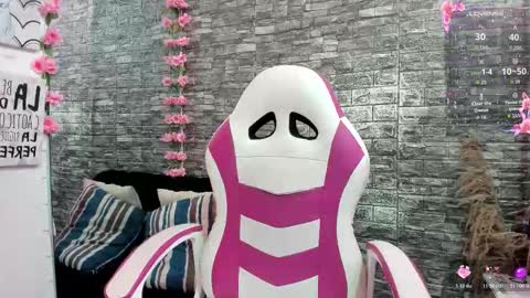 KAROLL online show from November 29, 1:04 pm