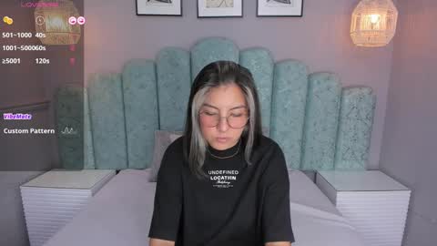 Snapshot of karoll_santos chatting on January 9, 3:47 am Karol Santos online show from January 9, 3:47 am