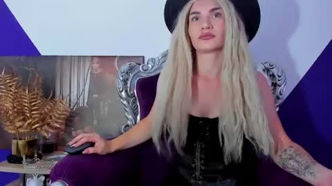 Miss K. online show from June 21, 4:38 am