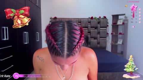 Snapshot of kassandra____ chatting on December 10, 4:02 am Kassandra online show from December 10, 4:02 am