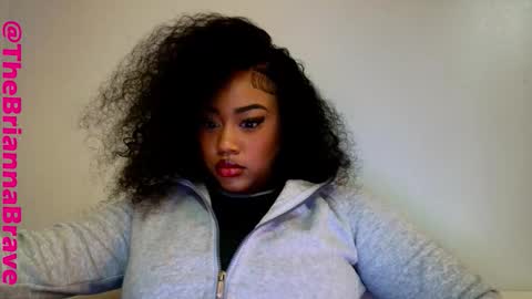 BriannaBrave online show from December 19, 6:38 am