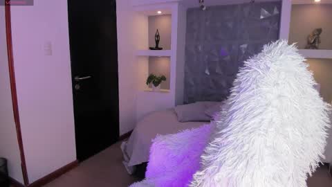 kat_blake online show from December 19, 9:29 pm