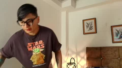 kat paradisse online show from April 19, 11:32 am