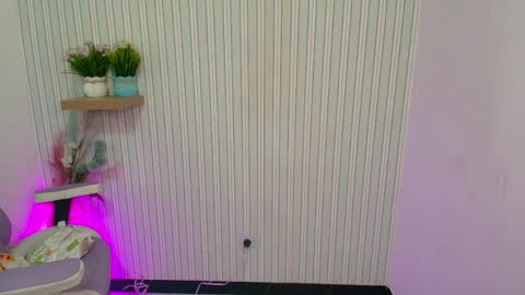 kataleya online show from April 15, 7:58 pm