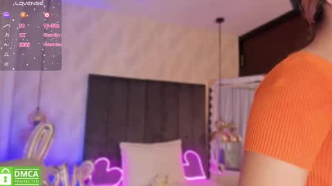 Snapshot of kataliina_18 chatting on February 13, 12:00 pm Kat online show from February 13, 12:00 pm