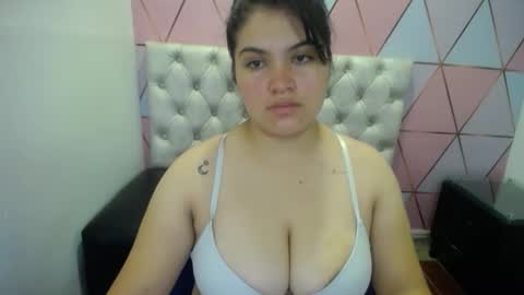 katalina santana25 online show from January 18, 7:21 pm