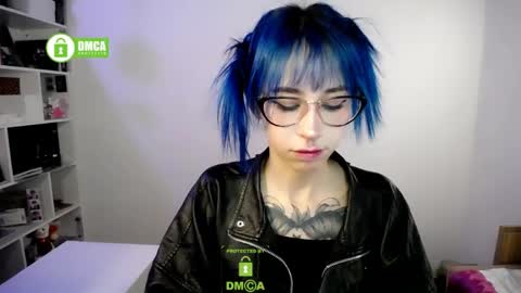 Maca online show from April 11, 2:21 pm