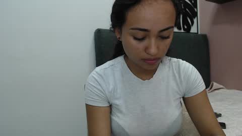 Kari online show from February 25, 1:32 pm