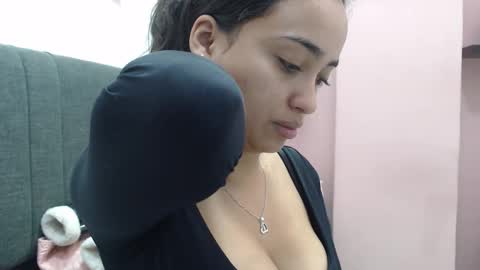 Kari online show from October 20, 1:58 pm