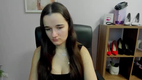 Kate  online show from February 1, 8:13 am