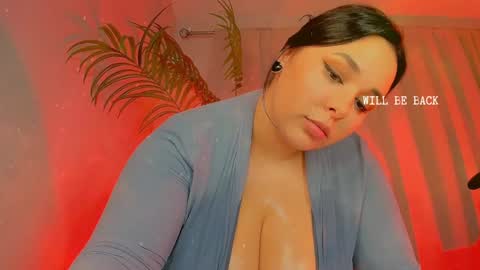 Snapshot of katee_bloss chatting on January 4, 2:14 am Nice to meet you online show from January 4, 2:14 am
