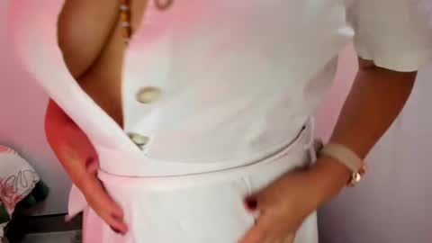 Snapshot of katerinamilf_ chatting on September 19, 9:03 pm kata online show from September 19, 9:03 pm
