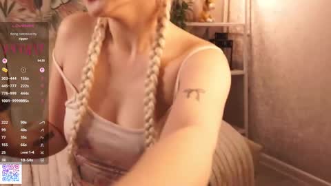 Bella online show from June 2, 6:31 pm