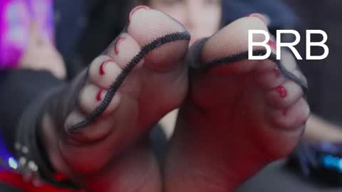 Snapshot of kathleen_frost chatting on December 16, 6:21 am kathleen_frost online show from December 16, 6:21 am