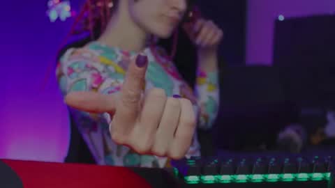 Snapshot of kathleen_frost chatting on January 1, 5:55 pm kathleen_frost online show from January 1, 5:55 pm