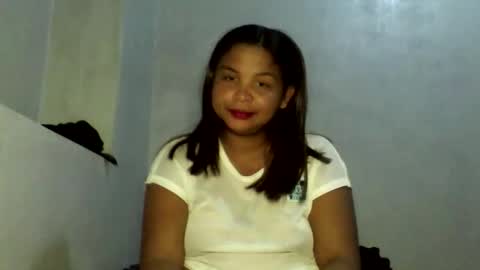 katibeauty00 online show from April 22, 7:27 am