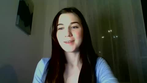 katie_foxi online show from February 5, 4:15 pm