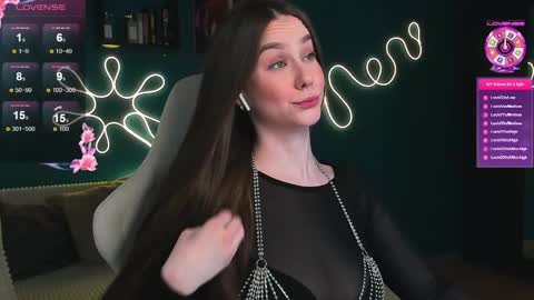 Snapshot of katie_taylorr chatting on September 27, 9:33 pm Katie online show from September 27, 9:33 pm