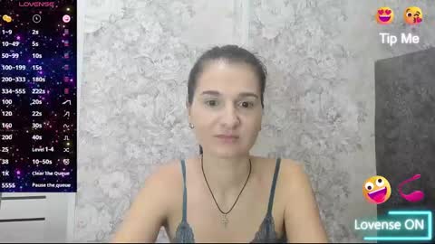 Snapshot of katrin_brook chatting on February 5, 4:06 am Katrin Brook online show from February 5, 4:06 am