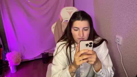   naked in pvt show 100 tk online show from November 15, 6:31 pm