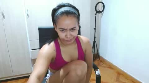 katticloos online show from April 22, 6:05 pm