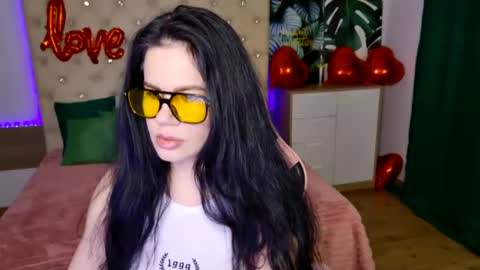 KattieSims online show from February 16, 7:16 pm