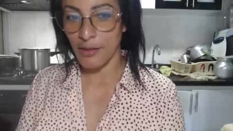 KattleyaGrey online show from November 23, 12:24 am