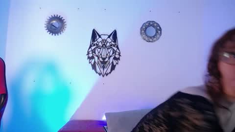 Katy Van online show from November 10, 9:10 pm