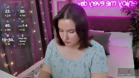 Kate online show from October 25, 7:05 am