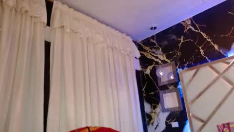 Snapshot of katyhornymilfsexy chatting on October 1, 7:19 pm katy online show from October 1, 7:19 pm