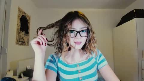 Snapshot of kawa_ka chatting on October 27, 12:39 am kawa_ka online show from October 27, 12:39 am