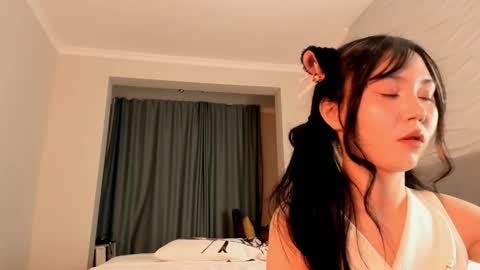 Snapshot of kawai_mai chatting on October 2, 1:16 pm mai online show from October 2, 1:16 pm
