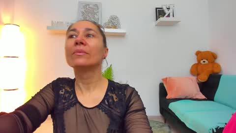 Snapshot of kaya_kiss chatting on February 12, 4:01 am Kaya online show from February 12, 4:01 am