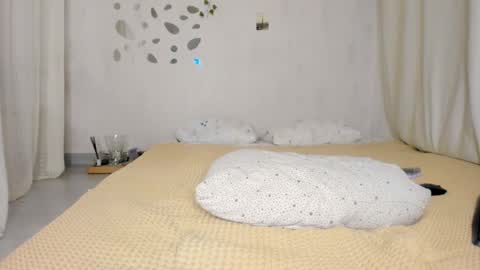 Kayla online show from September 17, 3:43 pm