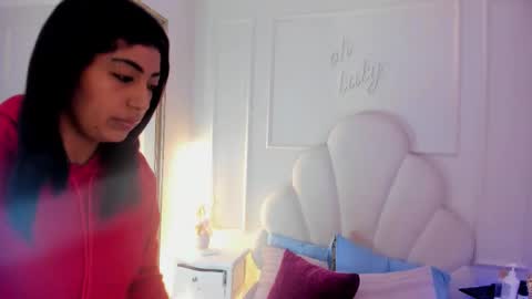 kaylachannell online show from November 17, 3:29 am