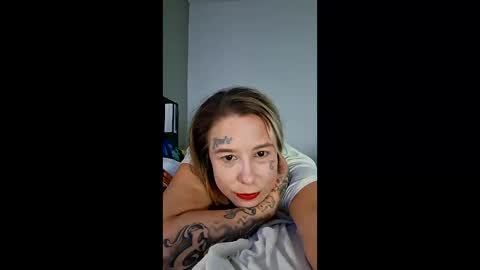 kaylaromero676 online show from December 4, 7:25 pm