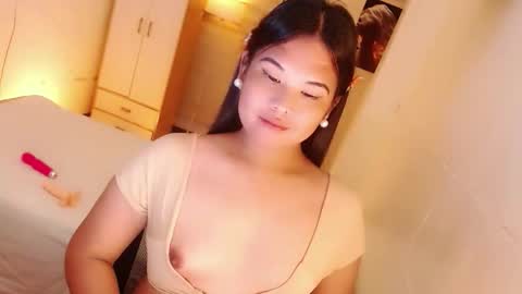 Snapshot of kayleepinay chatting on September 25, 8:02 am Y O U R F U T U R E K A Y L E E online show from September 25, 8:02 am