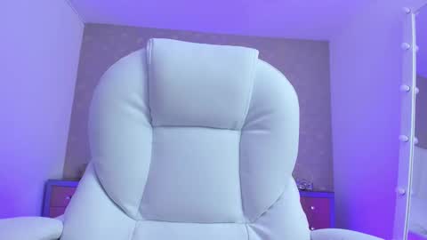 kayliebrooks online show from December 22, 6:55 pm