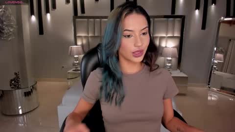 Kay online show from March 16, 5:44 am