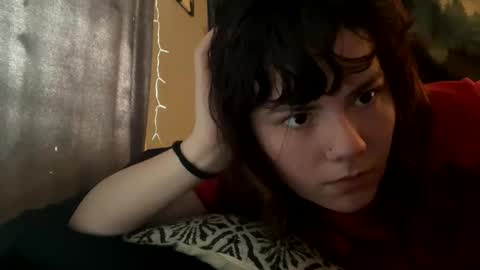 kearianwat online show from April 22, 8:28 pm