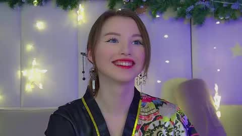 Keira online show from December 5, 6:42 pm