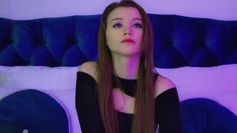 Keira online show from February 1, 6:01 am