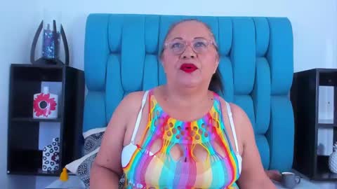   online show from February 12, 12:44 pm